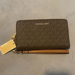 Michael Kors Jet Set Wallet